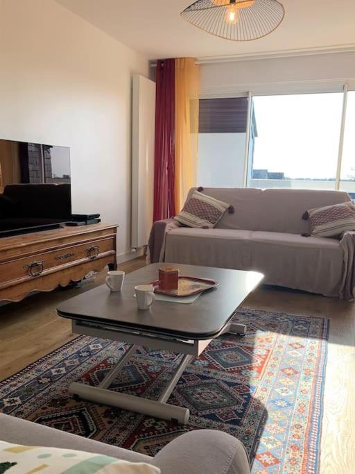 Le 828 : Appartement En Plein Centre De Vannes Exteriör bild