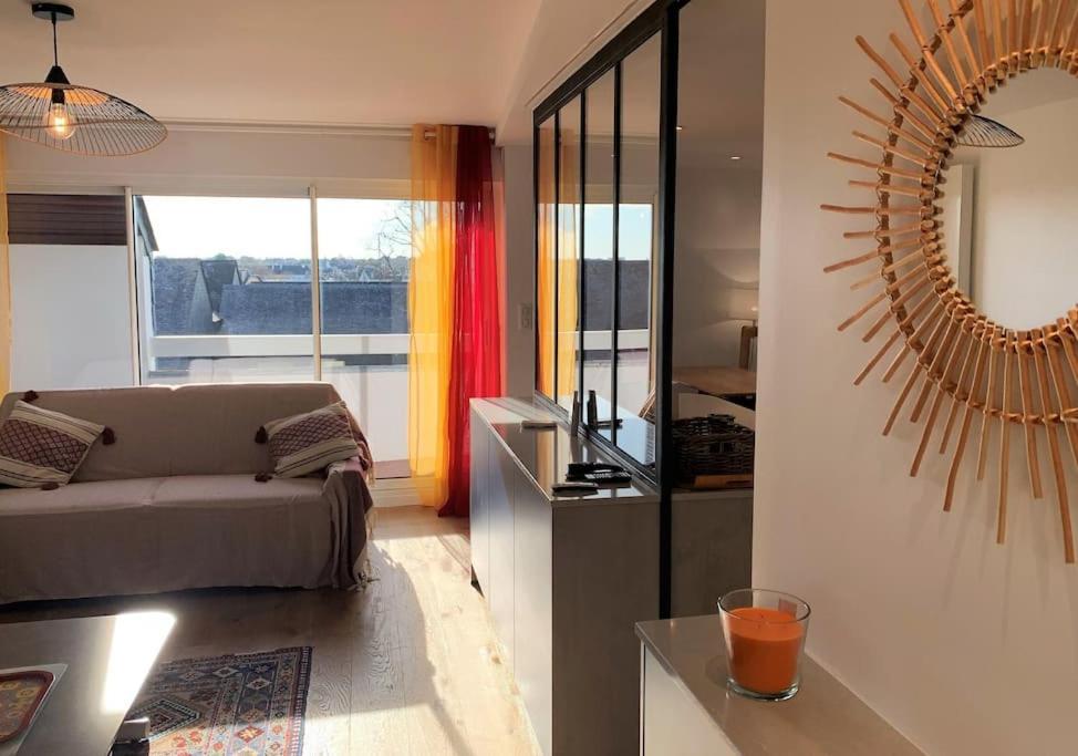 Le 828 : Appartement En Plein Centre De Vannes Exteriör bild