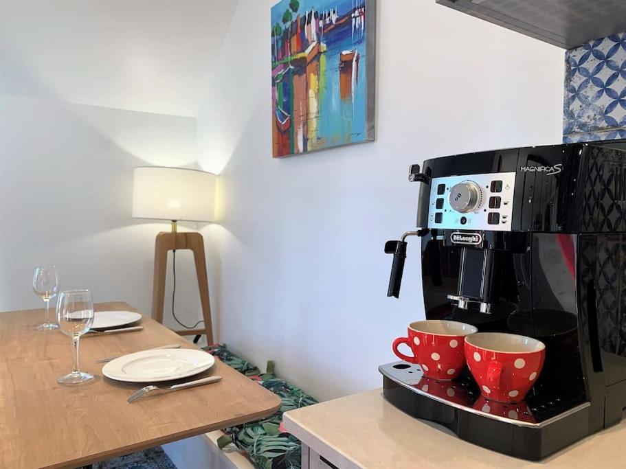 Le 828 : Appartement En Plein Centre De Vannes Exteriör bild